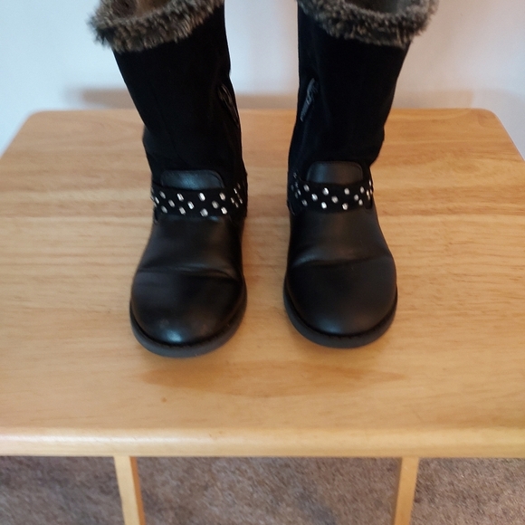 Unbranded Other - Girls Boots with rhinestones